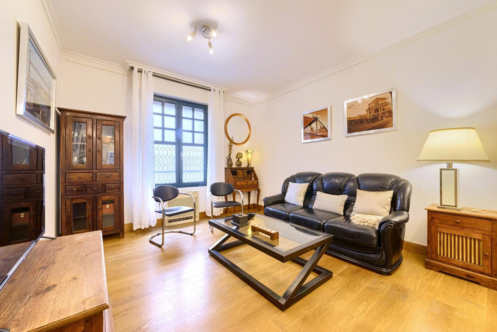 Apartamento Vivienda Turistica Acogedora Y Elegante En Irala Bilbao Exterior foto