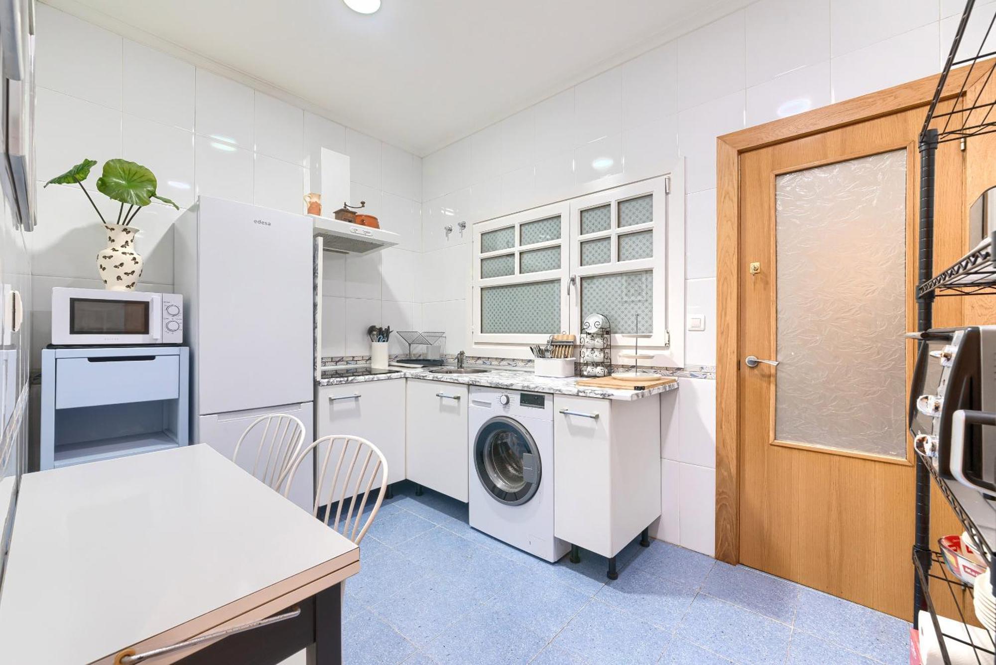 Apartamento Vivienda Turistica Acogedora Y Elegante En Irala Bilbao Exterior foto